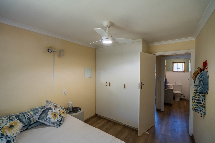 5 Bedroom Property for Sale in Seafield Eastern Cape